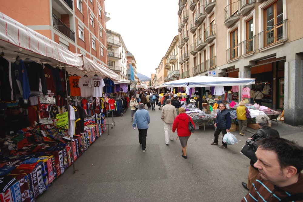 Luino – Wo Shopping auf Dolce Vita trifft — photo 2